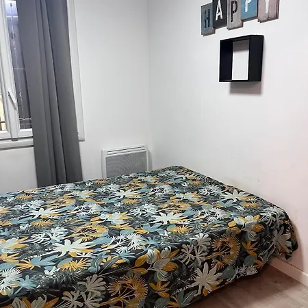 Apartment Entier Avec Jardin Pour 2 A 6 Personnes Avec 2 Et Convertible Dans Le Salon Six-Fours-les-Plages